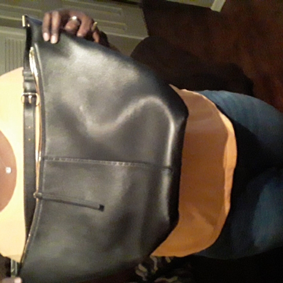 Tory burch purse - Picture 2 of 5
